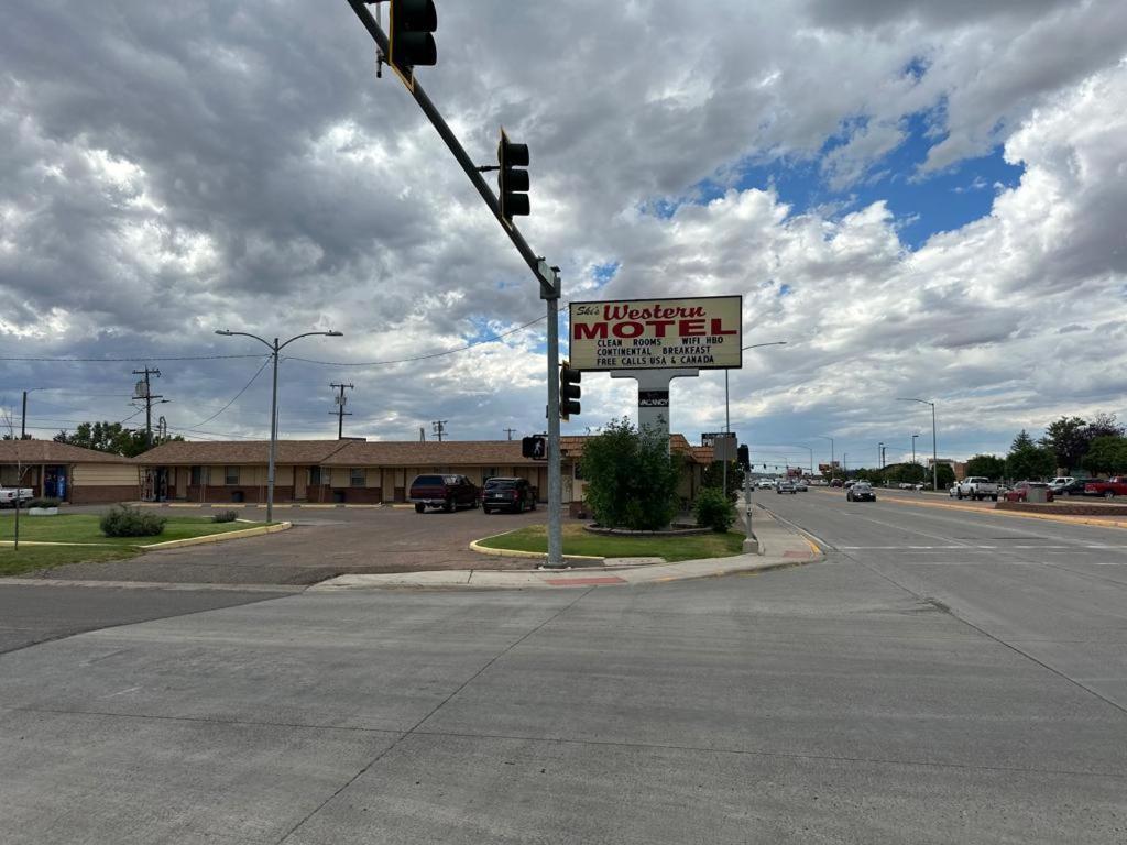 Ski'S Western Motel 그렛 팔스 외부 사진